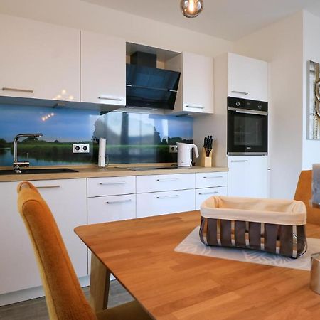 2 Bedroom Cozy Apartment In Рехлин Екстериор снимка