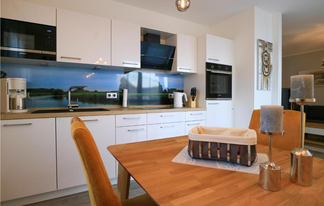 2 Bedroom Cozy Apartment In Рехлин Екстериор снимка